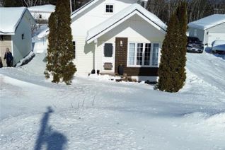 Detached House for Sale, 14 Kings Ridge Road, Botwood, NL