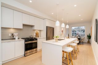 Townhouse for Sale, 5330 198 Street #108, Langley, BC