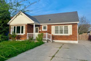 Bungalow for Rent, 140 Gray Rd #Upper, Hamilton, ON