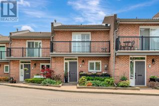 Condo Townhouse for Sale, 2136 Old Lakeshore Road #3, Burlington (Brant), ON