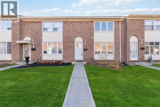 Townhouse for Rent, 885 Carleton Place #3, Sarnia, ON