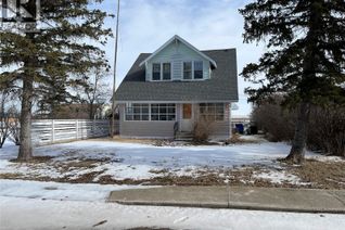 Detached House for Sale, 133 2nd Street E, Lafleche, SK