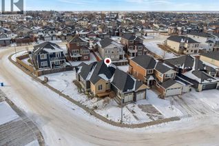 Detached House for Sale, 32 Lakes Estates Circle, Strathmore, AB
