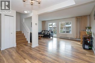 Townhouse for Sale, 590 Carnation Pl, Saanich, BC
