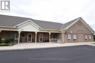 Bungalow for Sale, 60 Natalia Avenue #2, Hamilton (Mount Hope), ON Bungalow for Sale, 60 Natalia Avenue #2, Hamilton (Mount Hope), ON