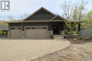 Bungalow for Sale, 10151 Pinery Bluffs Road, Lambton Shores (Grand Bend), ON