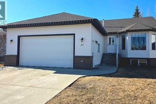 Bungalow for Sale, 27 Park Circle, Whitecourt, AB Bungalow for Sale, 27 Park Circle, Whitecourt, AB