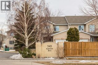 Townhouse for Sale, 545 Highlands Boulevard W #10, Lethbridge, AB
