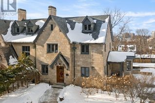 Semi-Detached House for Sale, 22 Stuart Street, Guelph (St. George's), ON