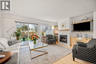 Freehold Townhouse for Sale, 1537 Noel Ave #305, Comox, BC