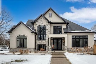 Detached House for Sale, 817 King Road, Burlington, ON
