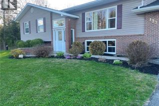 Bungalow for Sale, 122 Parkwood Drive, Woodstock, NB