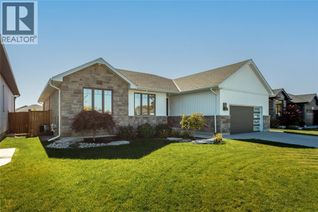 House for Sale, 3591 Mia Lane, Plympton-Wyoming, ON