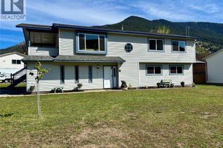 House for Sale, 5876 Westwynd Drive, Falkland, BC