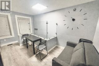 Property for Rent, 11 Saint Patricks Square #2, Toronto (Kensington-Chinatown), ON