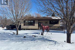 Detached House for Sale, 299 9th Avenue, Broadview, SK