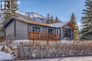 Detached House for Sale, 327 Silvertip Close, Canmore, AB