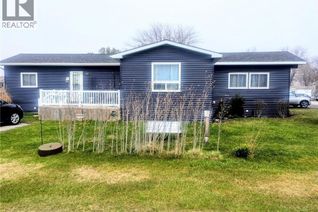 Bungalow for Sale, 27 Cranberry Drive, Ashfield-Colborne-Wawanosh, ON