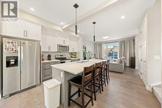 Townhouse for Sale, 281 Waterford Boulevard, Chestermere, AB
