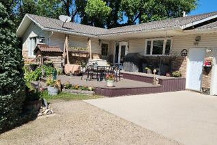 Bungalow for Sale, 101 Doepker Avenue, Annaheim, SK Bungalow for Sale, 101 Doepker Avenue, Annaheim, SK