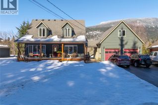 House for Sale, 1820 Illecillewaet Road, Revelstoke, BC