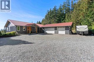 Detached House for Sale, 2440 Sunshine Coast Highway, Roberts Creek, BC