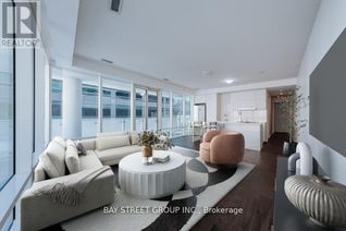 Condo Apartment for Sale, 1 Bloor Street E #326, Toronto (Church-Yonge Corridor), ON