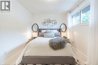 Townhouse for Sale, 22 Woodman Drive N, Hamilton, ON