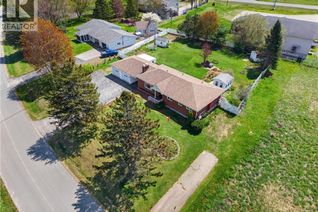 Detached House for Sale, 12 Oldline Avenue, Miramichi, NB