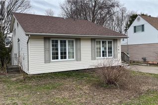 Property for Sale, 145 Axmith Avenue, Elliot Lake, ON Property for Sale, 145 Axmith Avenue, Elliot Lake, ON