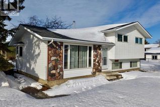 House for Sale, 9714 77 Avenue, Peace River, AB