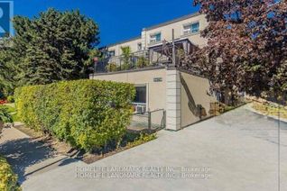 Condo Townhouse for Sale, 5879 Bathurst Street #213, Toronto (Newtonbrook West), ON