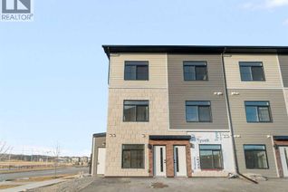 Townhouse for Sale, 156 Park Street #208, Cochrane, AB