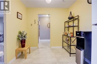 Condo Apartment for Sale, 225 Harvard Place #911, Waterloo, ON