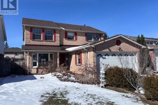 Property for Sale, 15 Strada Boulevard, St. Catharines (Rykert/Vansickle), ON