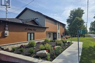 Detached House for Sale, 13 Blakely Road, Prince Edward County (Ameliasburg Ward), ON