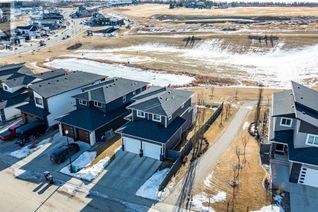House for Sale, 19 Vanveller Way, Sylvan Lake, AB