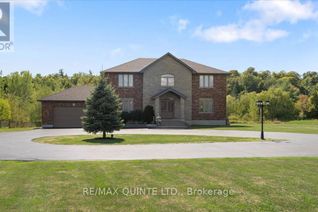 Detached House for Sale, 39 Deerfield Court, Prince Edward County (Ameliasburg Ward), ON