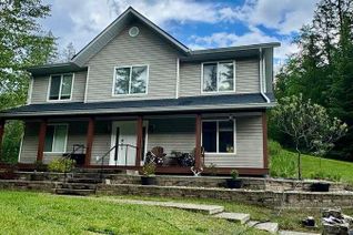 House for Sale, 2095 Pass Creek Road, Castlegar, BC
