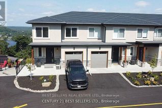 Townhouse for Rent, 2-17 Horizon Lane, Huntsville (Chaffey), ON
