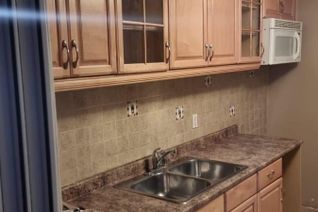 House for Rent, 841 Runnymede Road #2nd Flr, Toronto (Rockcliffe-Smythe), ON
