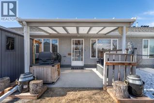 Bungalow for Sale, 13 Park Ln Place, Strathmore, AB