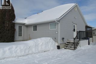 Detached House for Sale, 205 6th Street N, Nipawin, SK