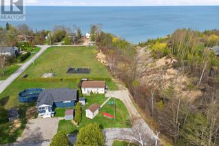 Detached House for Sale, 9 Ravine Park Road N, Central Huron (Goderich), ON