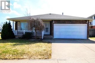 Bungalow for Sale, 3 College Park Drive, Welland (N. Welland), ON
