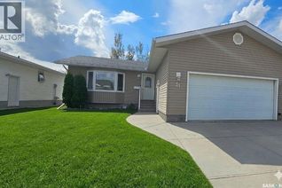 Bungalow for Sale, 31 Garry Place, Yorkton, SK