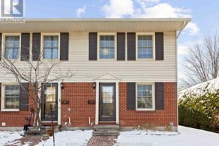Condo Townhouse for Sale, 1160 Shillington Avenue #11, Ottawa, ON