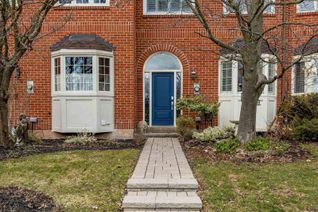 Freehold Townhouse for Sale, 68 Tradewind Drive, Oakville (BR Bronte), ON