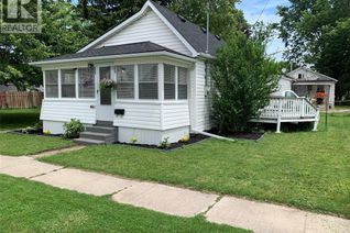 Property for Sale, 461 Selkirk Street, Wallaceburg, ON