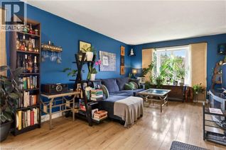 Bungalow for Sale, 31 Kinross Street #1, Caledonia, ON